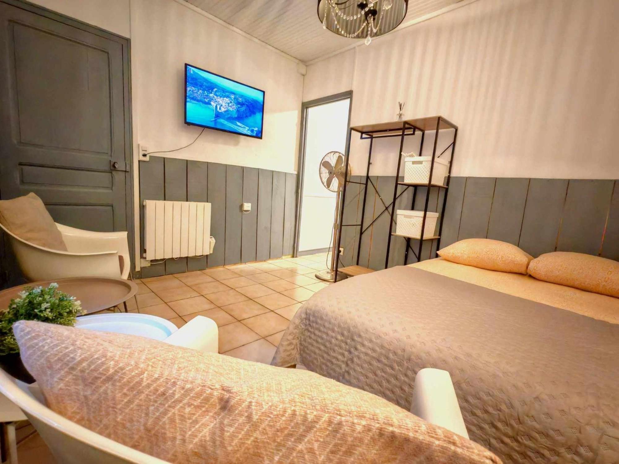 Perpignan La Catalane Apartment ภายนอก รูปภาพ
